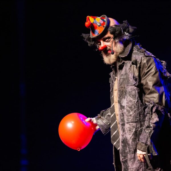 Escola Livre de Teatro divulga programação do mês de março