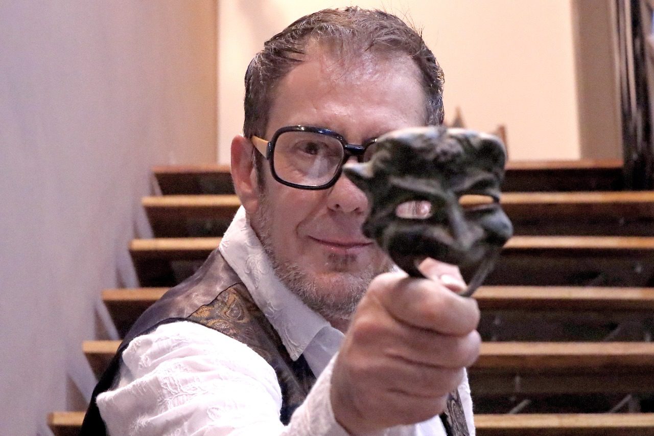 Jorge Vermelho assume curadoria e traz novidades ao Festival de Teatro