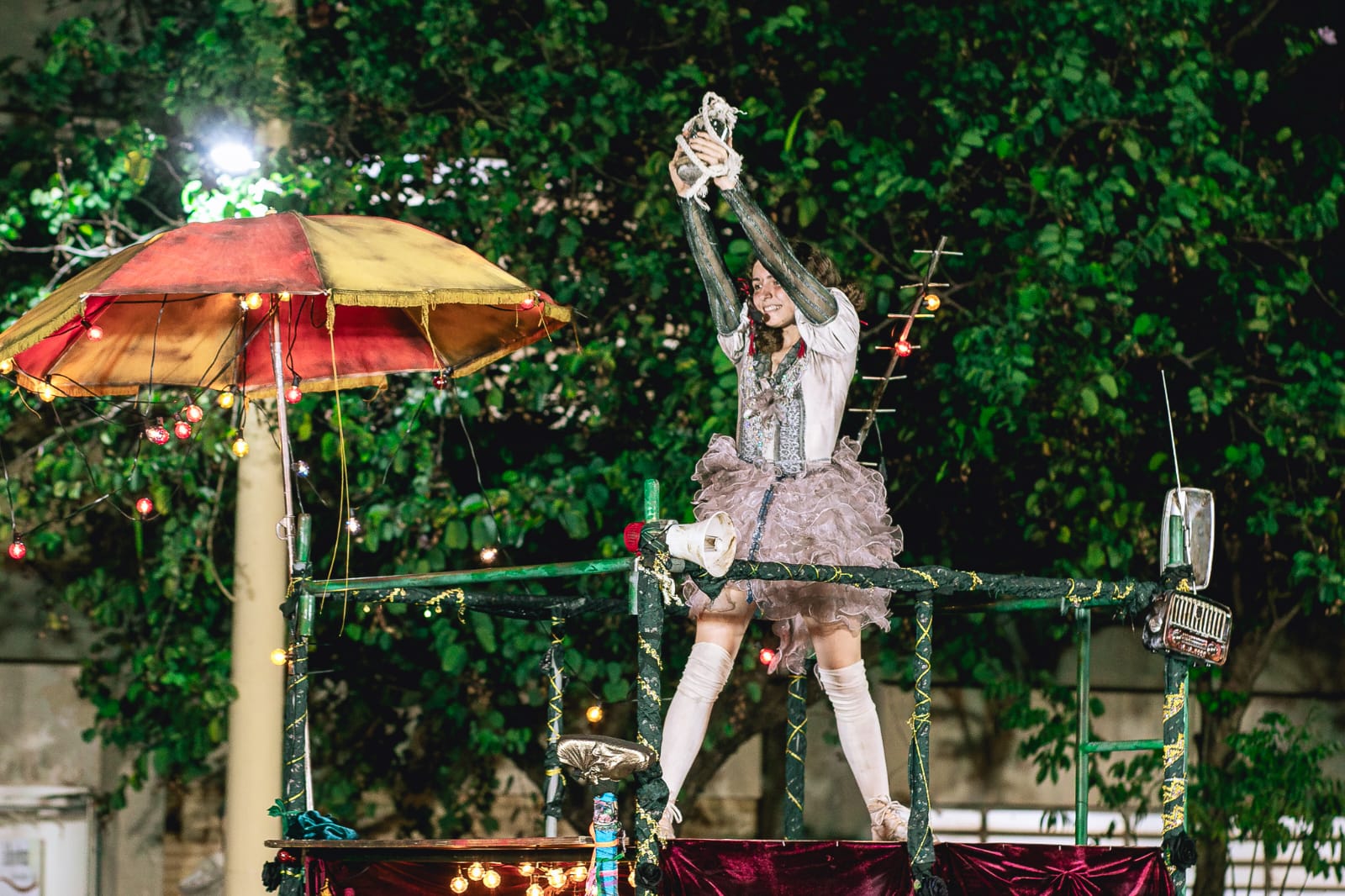 O corpo grotesco veio ao festival e trouxe a crueza da bufonaria